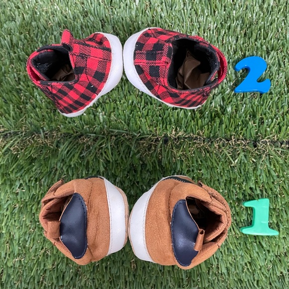 Baby shoes 18-24 months (USED) •Two pairs of shoes - Picture 3 of 8